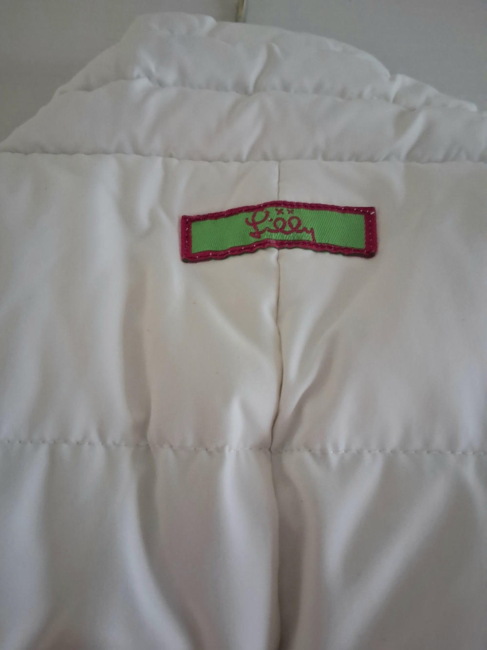 Lilly Pulitzer White Quilted Puffer Vest - Picture 6 of 6